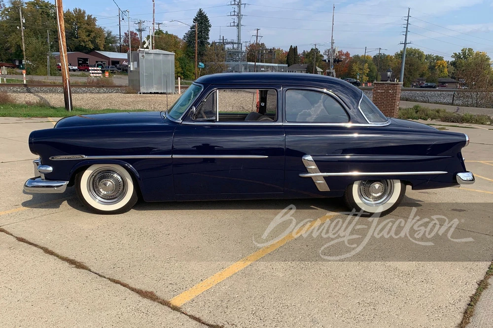 1953 Ford Crestline - Image 6 of 17