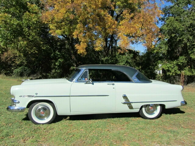 1953 Ford Crestline - Image 2 of 3