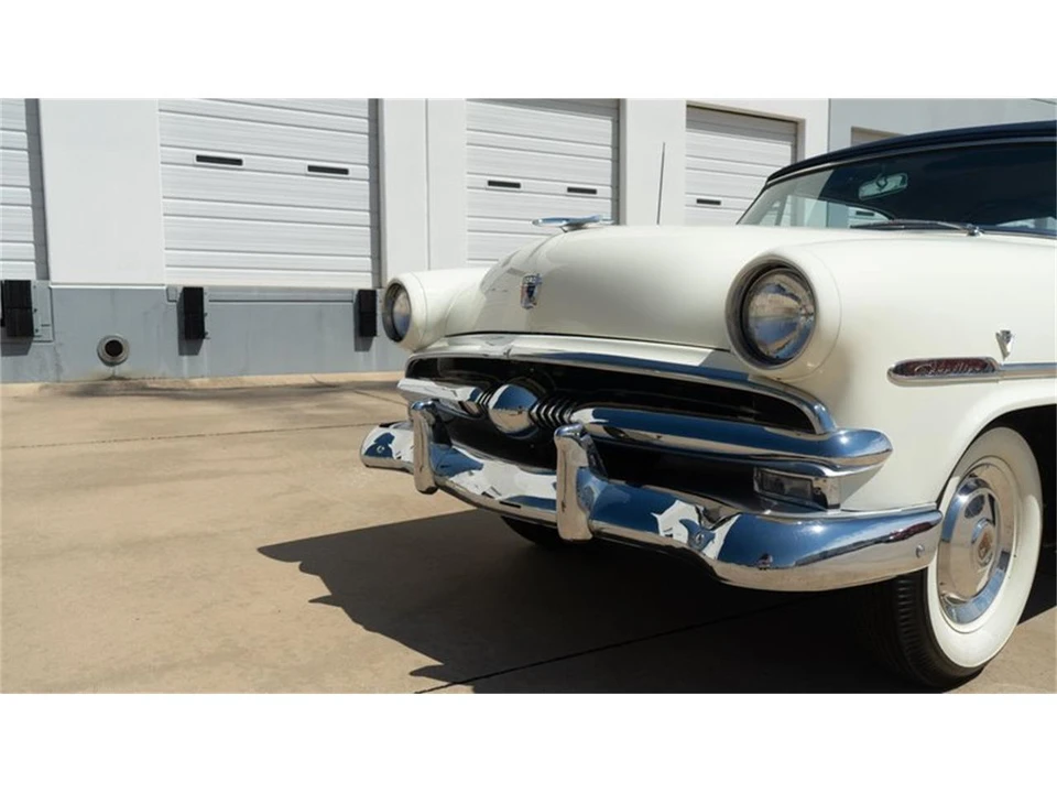 1953 Ford Crestline - Image 26 of 31