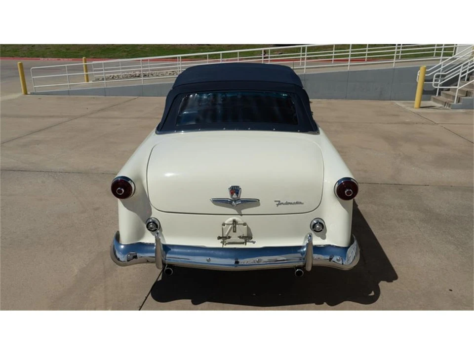 1953 Ford Crestline - Image 11 of 31