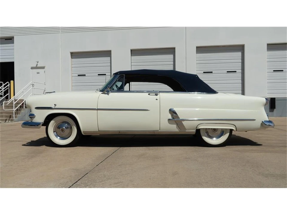 1953 Ford Crestline - Image 6 of 31