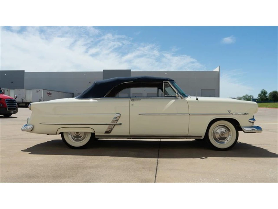 1953 Ford Crestline - Image 18 of 31