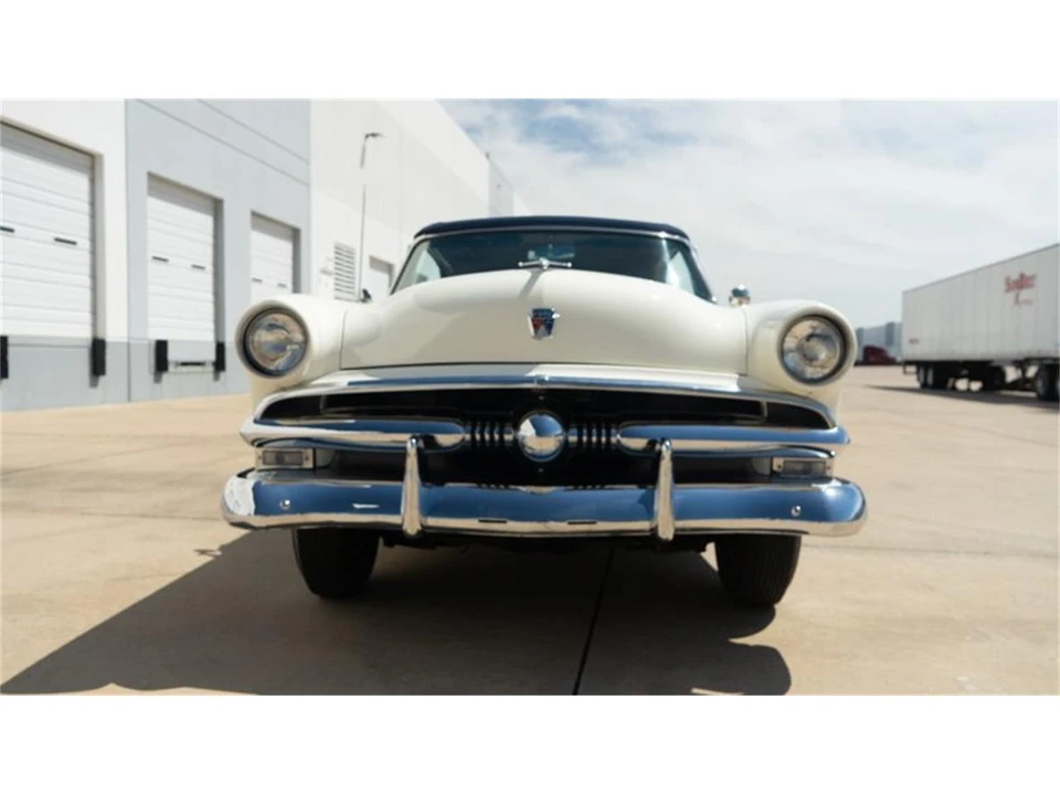1953 Ford Crestline - Image 24 of 31