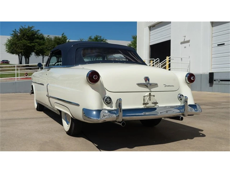 1953 Ford Crestline - Image 9 of 31