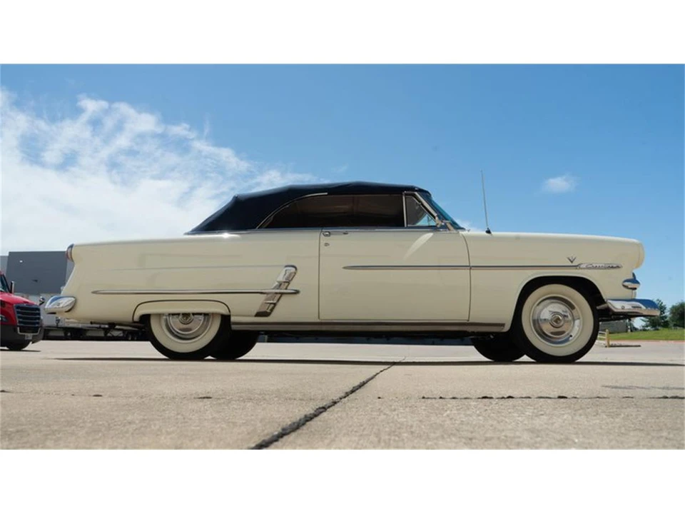 1953 Ford Crestline - Image 19 of 31