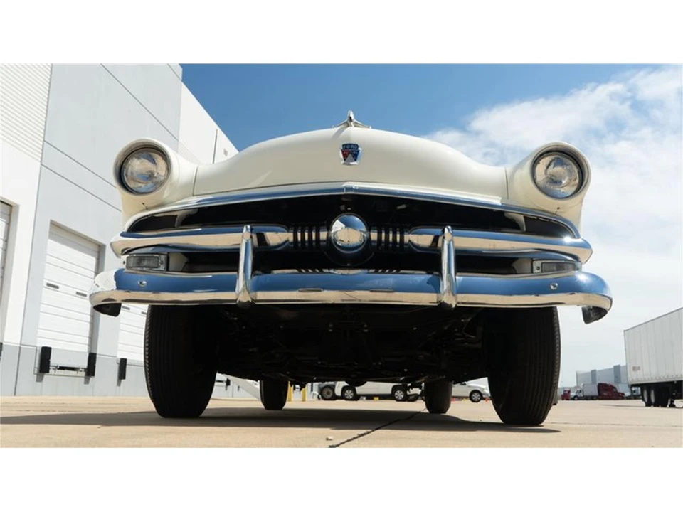 1953 Ford Crestline - Image 25 of 31