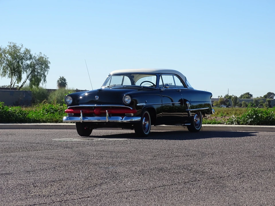 1953 Ford Crestline - Image 24 of 31