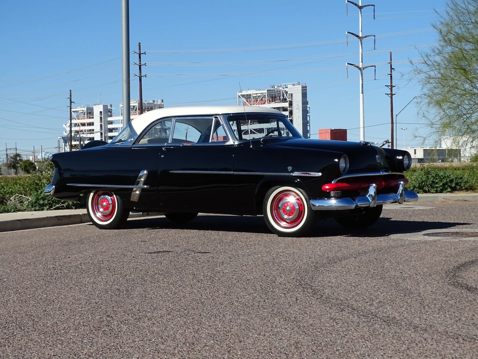 1953 Ford Crestline - Image 5 of 31
