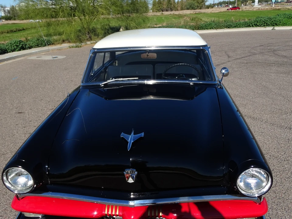 1953 Ford Crestline - Image 28 of 31