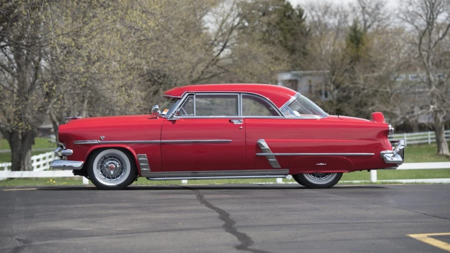 1953 Ford Crestline - Image 2 of 12