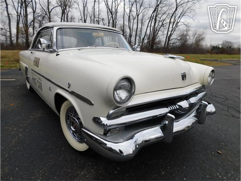 1953 Ford Crestline - Image 29 of 31