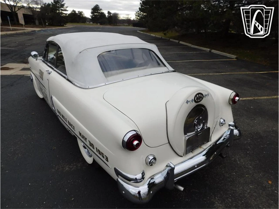 1953 Ford Crestline - Image 15 of 31
