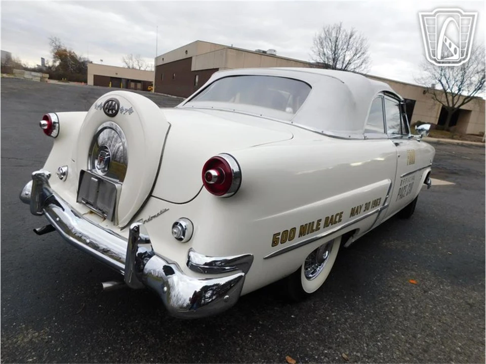 1953 Ford Crestline - Image 20 of 31