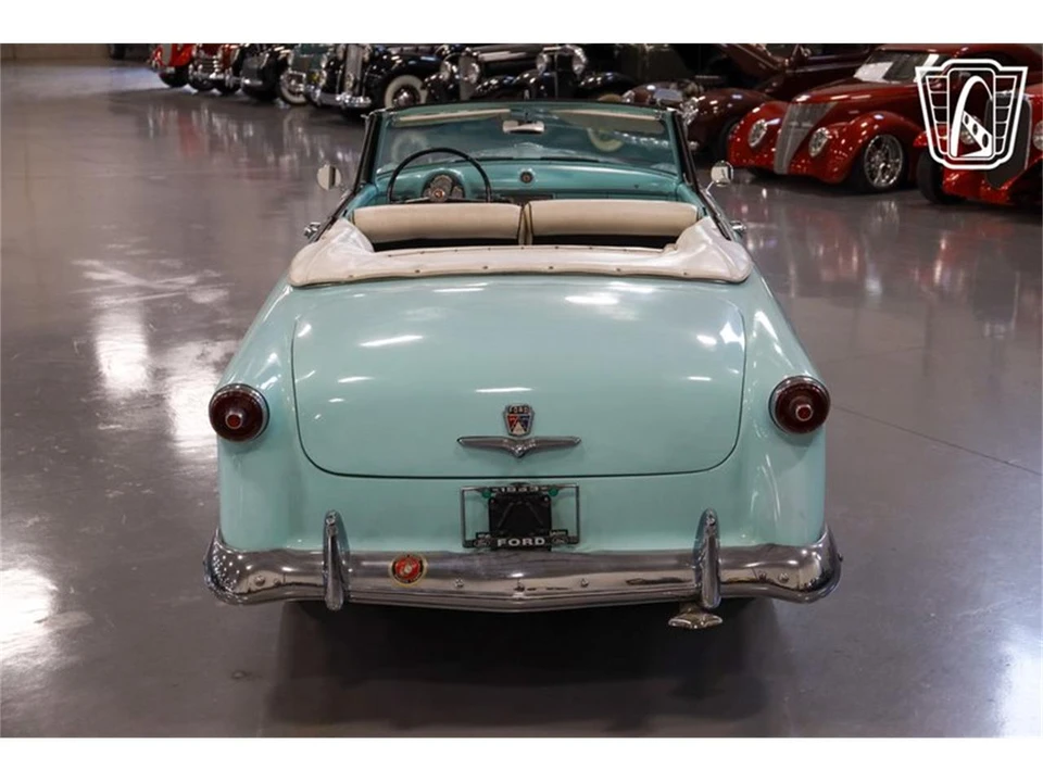 1953 Ford Crestline - Image 22 of 31