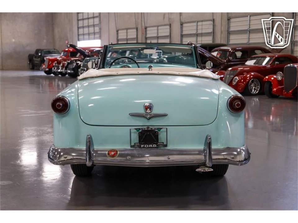 1953 Ford Crestline - Image 23 of 31