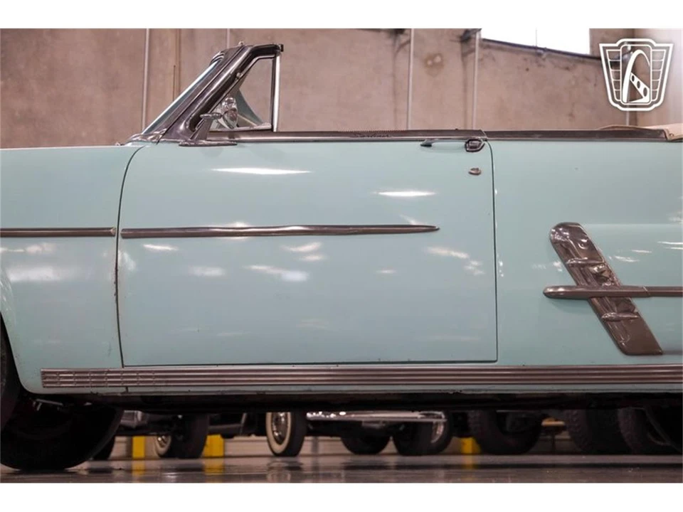 1953 Ford Crestline - Image 18 of 31