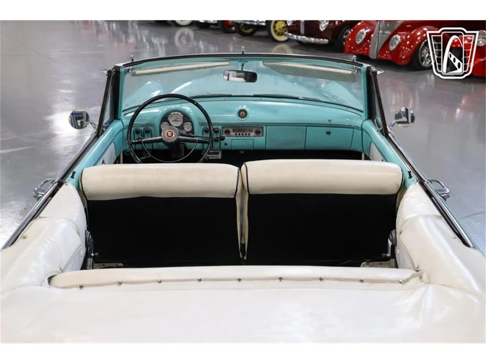 1953 Ford Crestline - Image 25 of 31