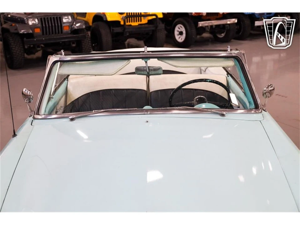 1953 Ford Crestline - Image 6 of 31