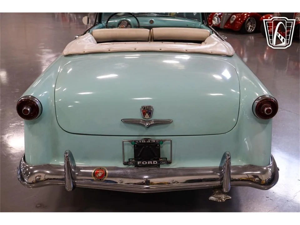 1953 Ford Crestline - Image 26 of 31
