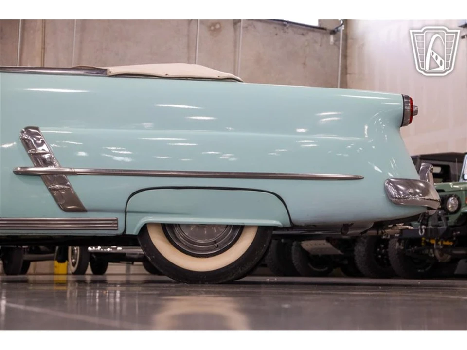 1953 Ford Crestline - Image 21 of 31