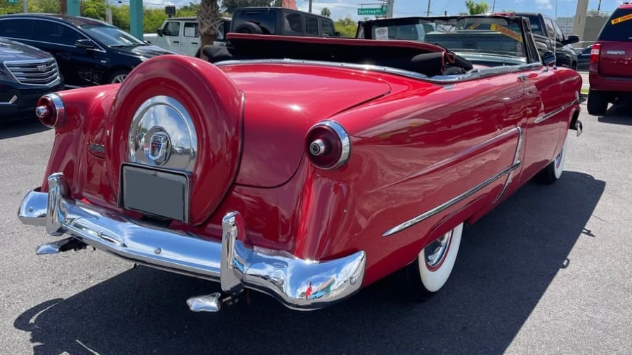 1953 Ford Crestline - Image 3 of 17