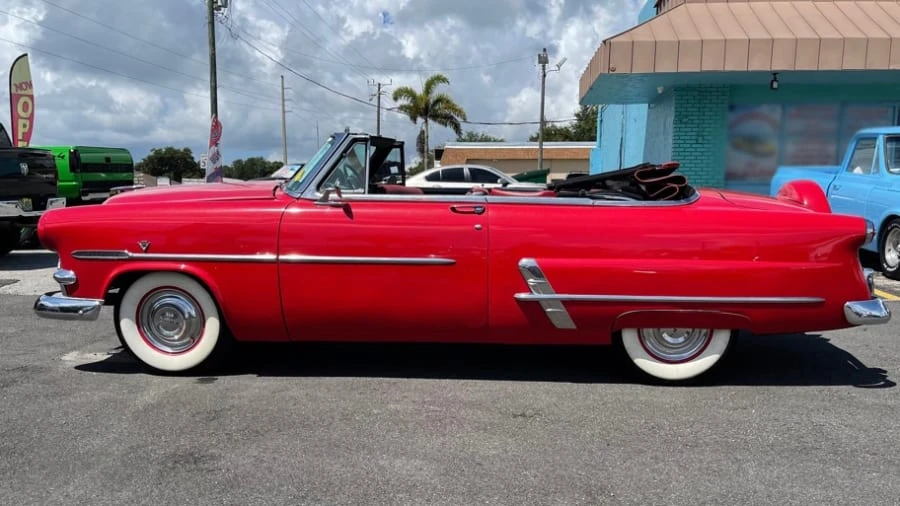 1953 Ford Crestline - Image 17 of 17