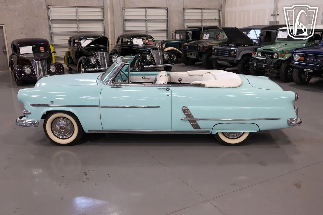 1953 Ford Crestline - Image 11 of 12