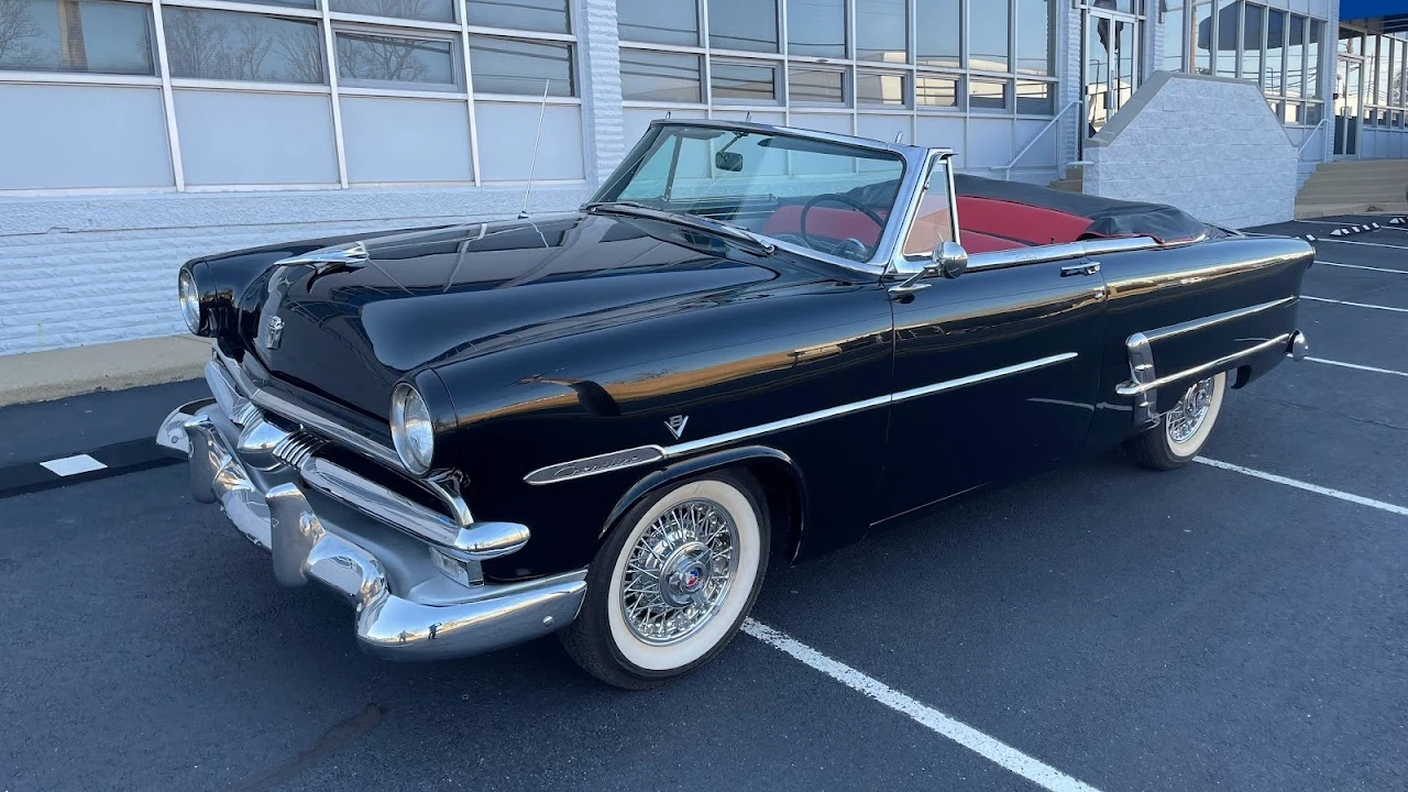1953 Ford Crestline - Image 4 of 31