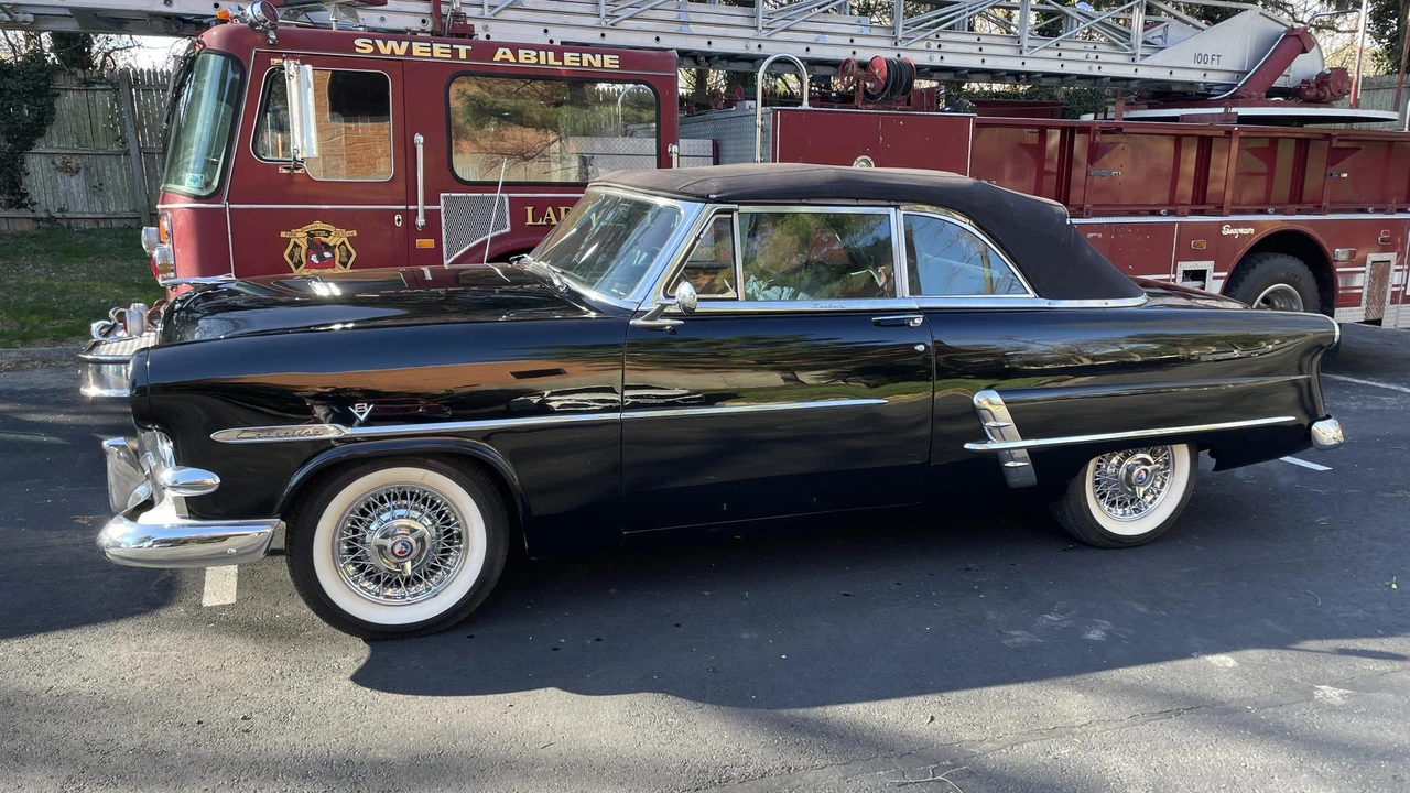 1953 Ford Crestline - Image 18 of 31