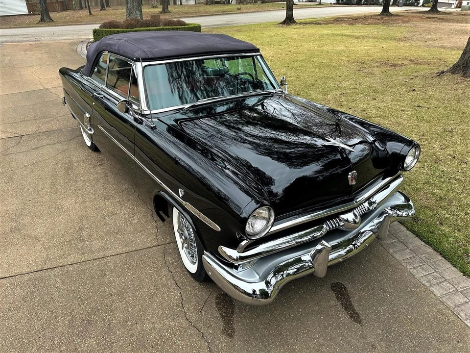1953 Ford Crestline - Image 11 of 31