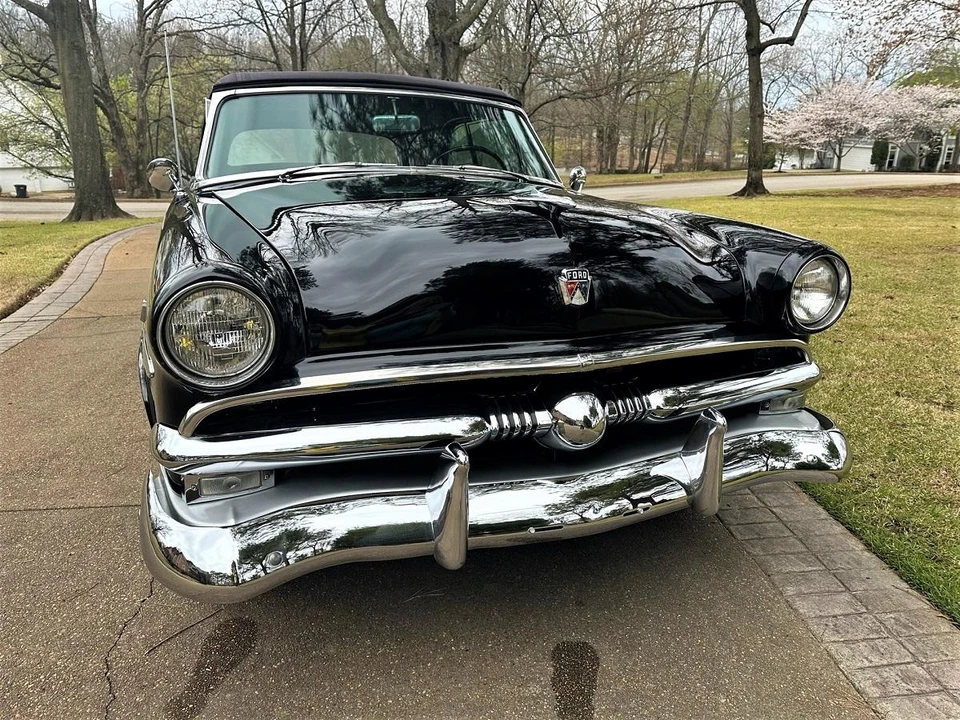 1953 Ford Crestline - Image 12 of 31