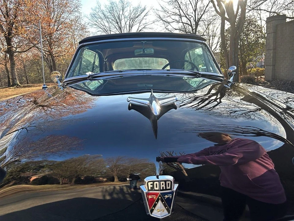 1953 Ford Crestline - Image 14 of 31