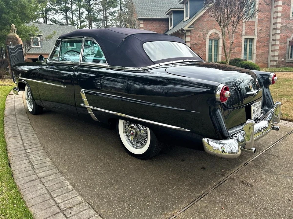 1953 Ford Crestline - Image 4 of 31