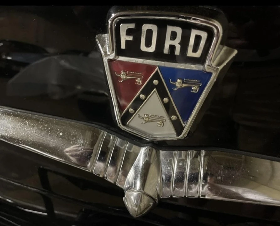 1953 Ford Crestline - Image 23 of 31
