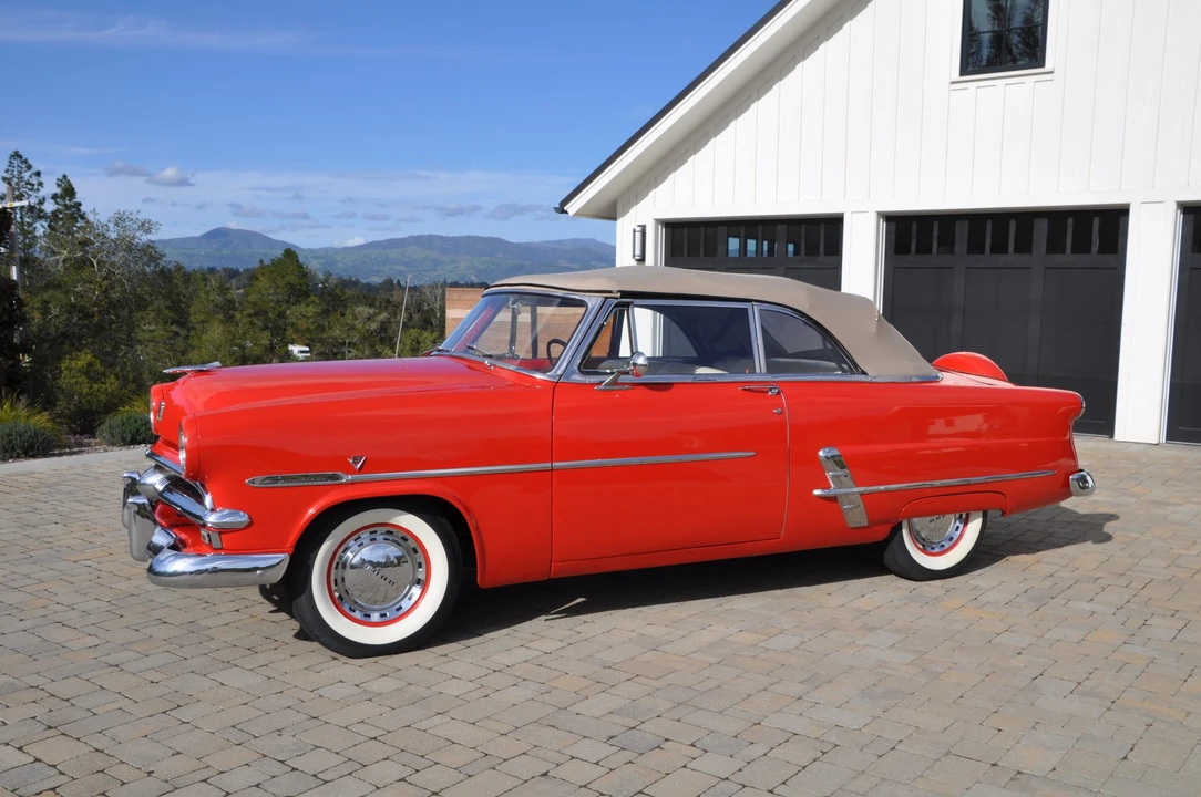 1953 Ford Crestline - Image 7 of 31