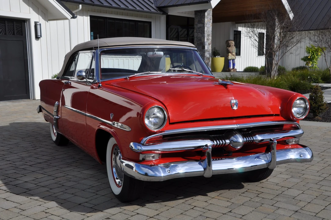 1953 Ford Crestline - Image 27 of 31