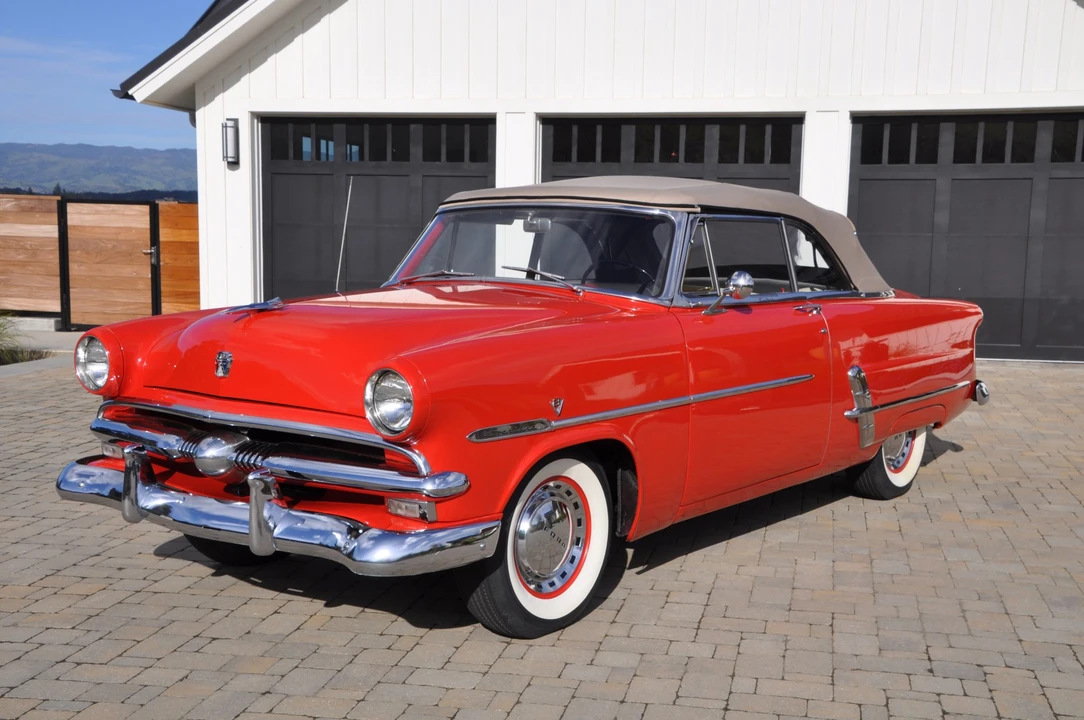 1953 Ford Crestline - Image 5 of 31