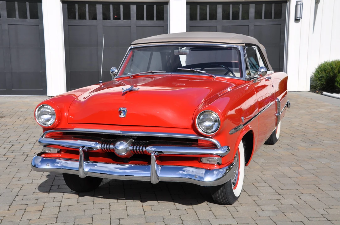 1953 Ford Crestline - Image 3 of 31