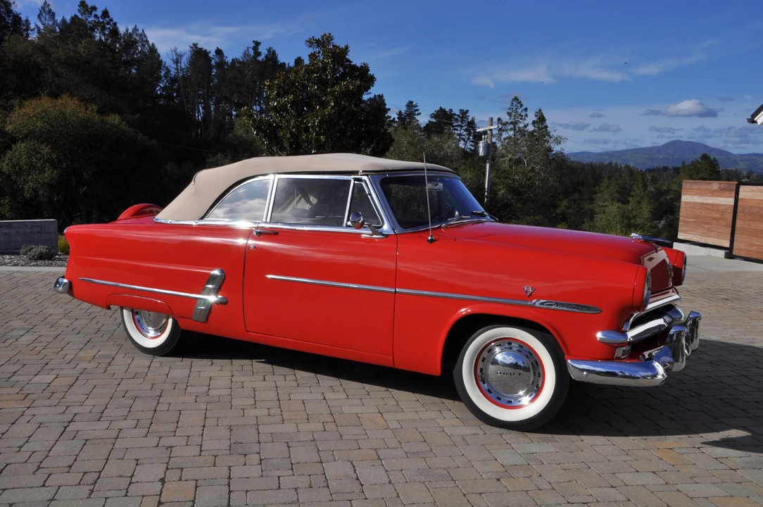 1953 Ford Crestline - Image 24 of 31