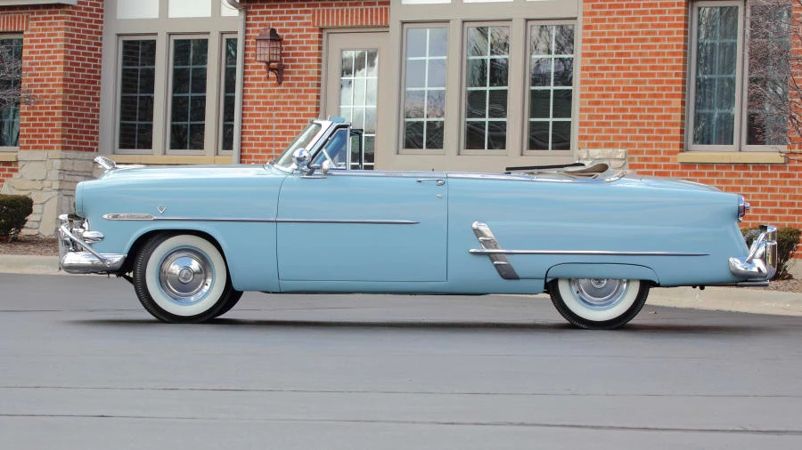 1953 Ford Crestline - Image 2 of 12
