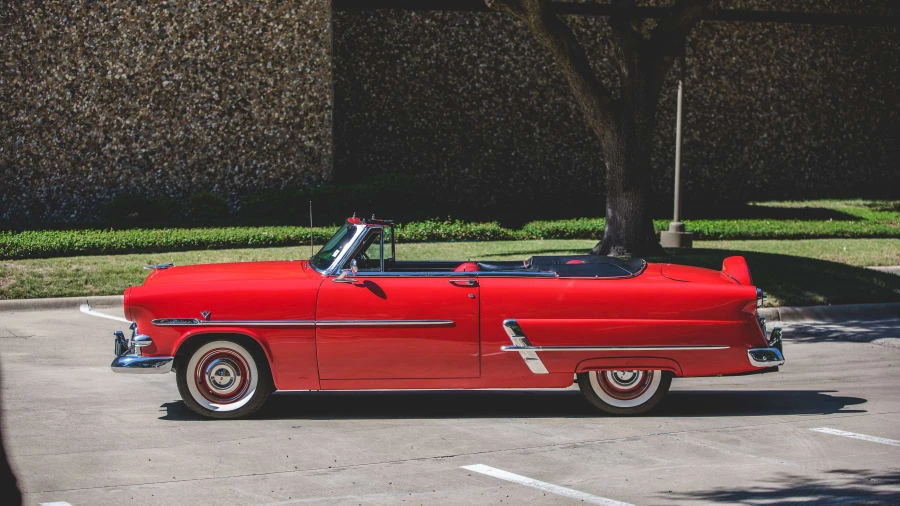1953 Ford Crestline - Image 2 of 12