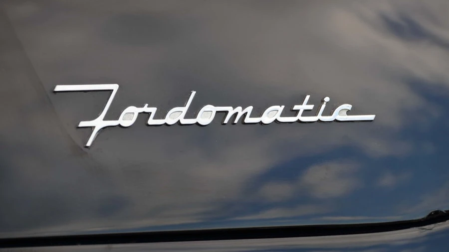 1953 Ford Crestline - Image 10 of 20