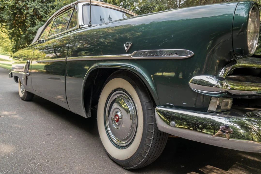 1953 Ford Crestline - Image 19 of 31