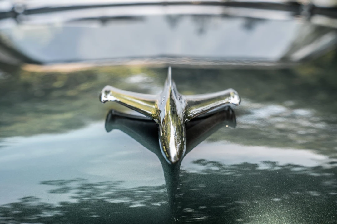 1953 Ford Crestline - Image 10 of 31