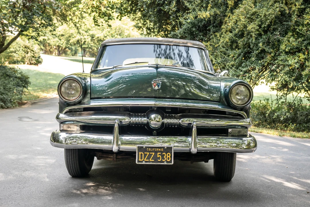 1953 Ford Crestline - Image 3 of 31