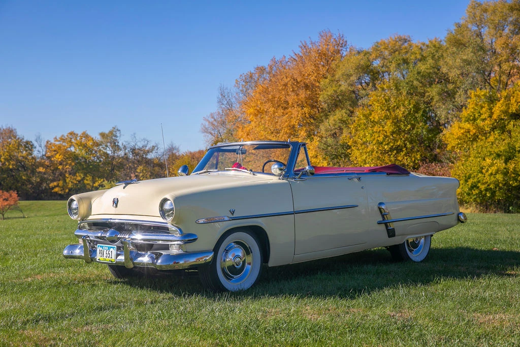 1953 Ford Crestline - Image 5 of 31