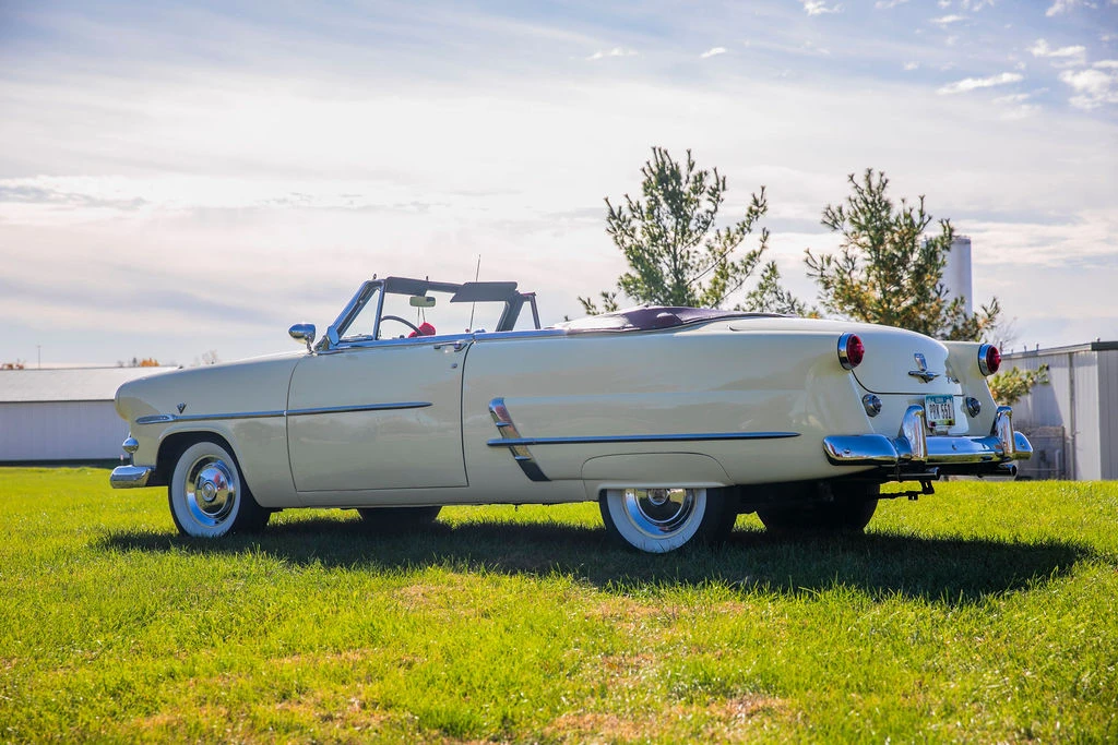 1953 Ford Crestline - Image 8 of 31