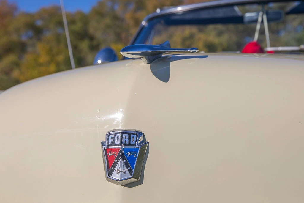 1953 Ford Crestline - Image 19 of 31