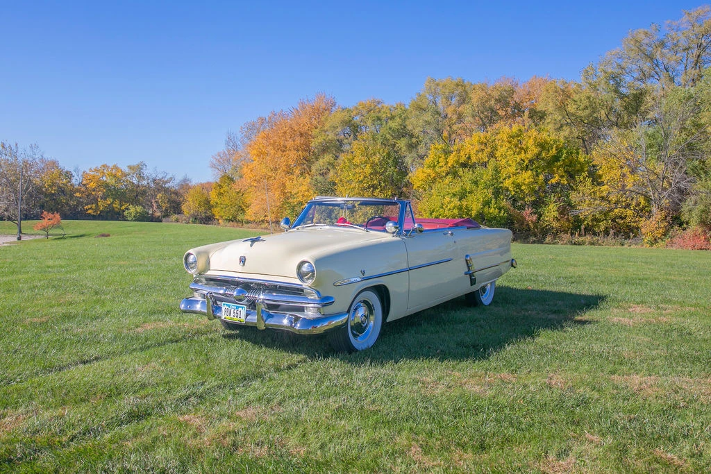 1953 Ford Crestline - Image 6 of 31
