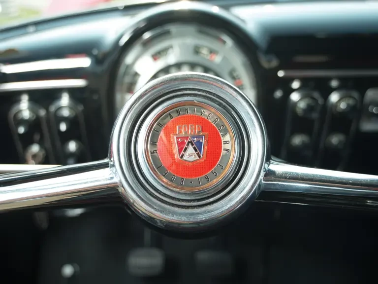 1953 Ford Crestline - Image 21 of 24